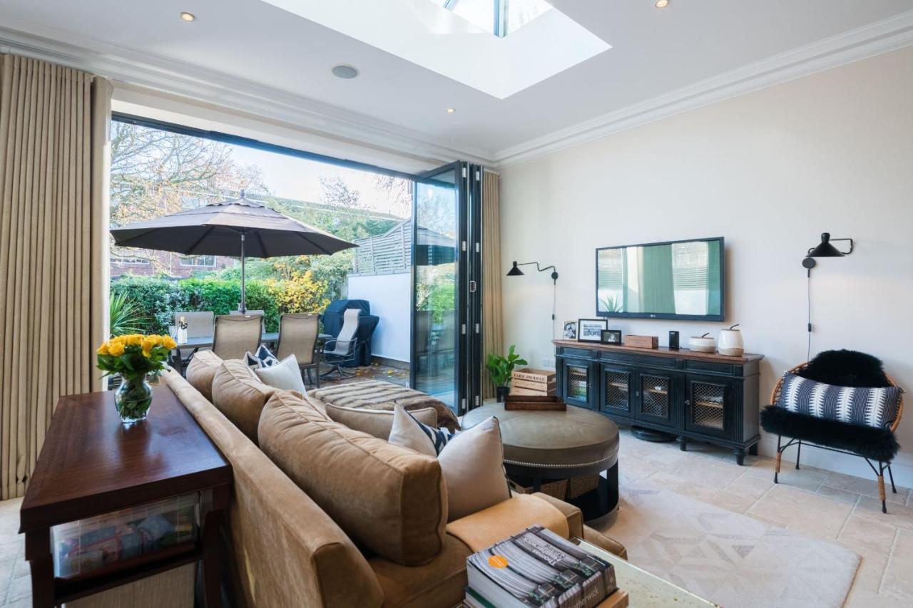 Breathtaking Putney Home With Gorgeous Garden Richmond  Kültér fotó
