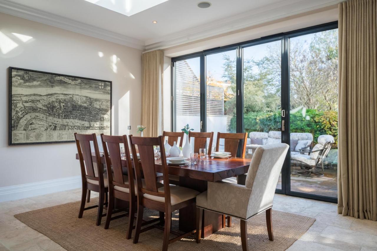 Breathtaking Putney Home With Gorgeous Garden Richmond  Kültér fotó