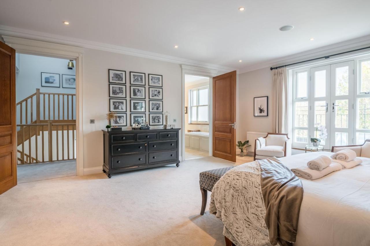 Breathtaking Putney Home With Gorgeous Garden Richmond  Kültér fotó