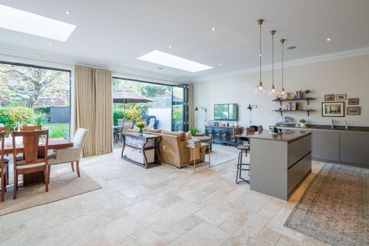 Breathtaking Putney Home With Gorgeous Garden Richmond  Kültér fotó
